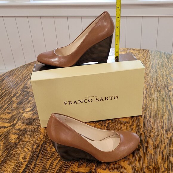 Like New Franco Sarto Wedge Heels. Tan Nude/Caramel. 7. Immaculate. Original box - Picture 5 of 15